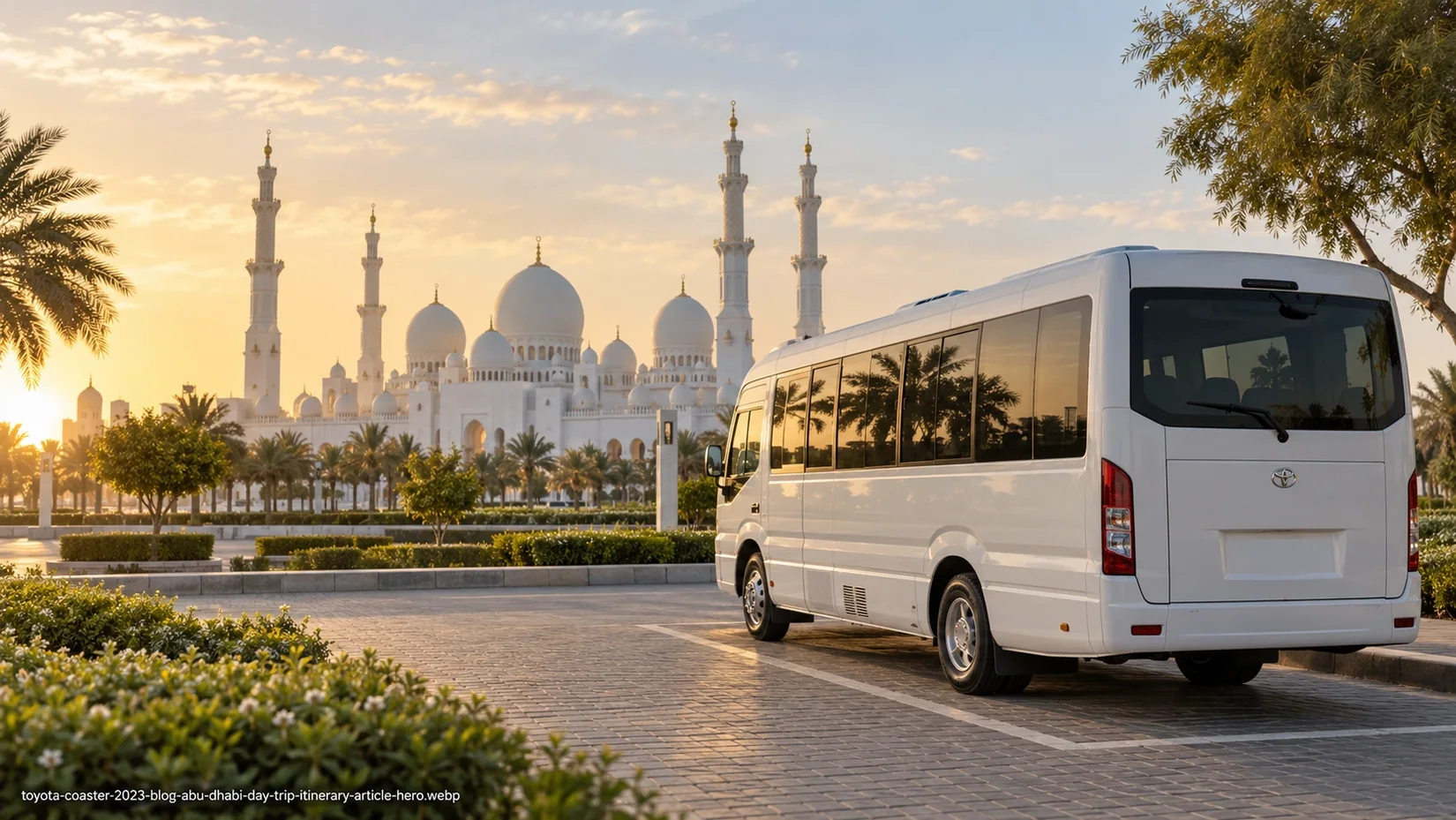 Perfect Abu Dhabi Day Trip Itinerary from Dubai by Bus